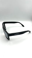 Cargar imagen en el visor de la galería, LENTES DE SOL POLARIZADAS ROUGH HAND BRAND BLACK
