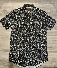 Cargar imagen en el visor de la galería, Camisa manga corta rock and roll negro con estampado