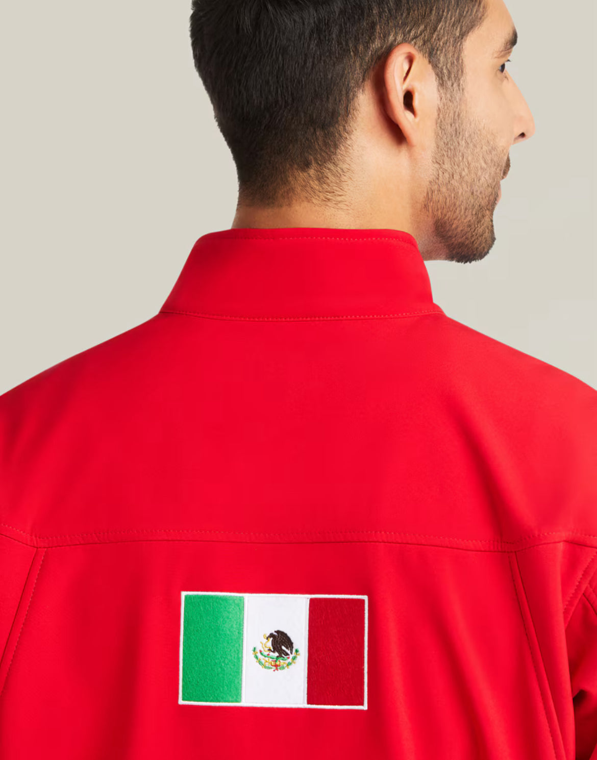 Chamarra ARIAT hombre rojo con bandera de México