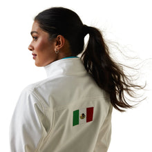 Cargar imagen en el visor de la galería, Chamarra Ariat Dama New Team Softshell México Blanco