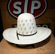 Cargar imagen en el visor de la galería, Sombrero Open crown huellas