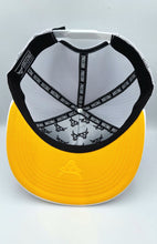 Cargar imagen en el visor de la galería, Gorra LOST CALF ( EDICION ESPECIAL) bull oro metal