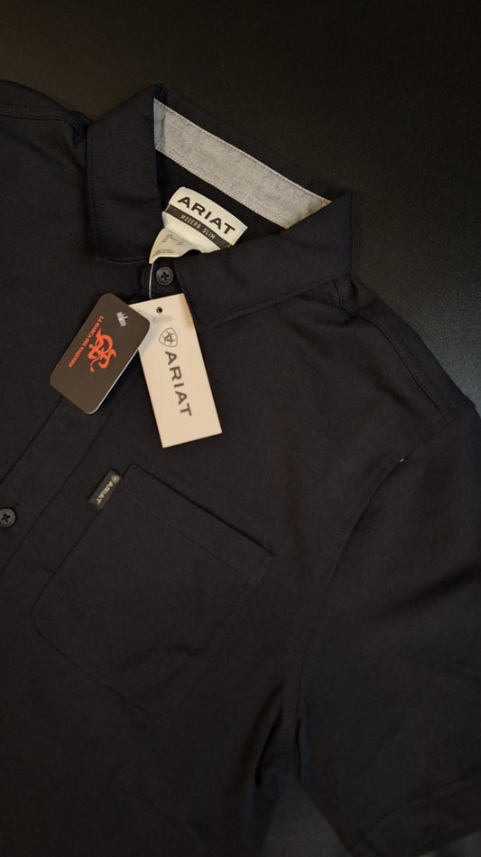 Camisa polo ARIAT boton.