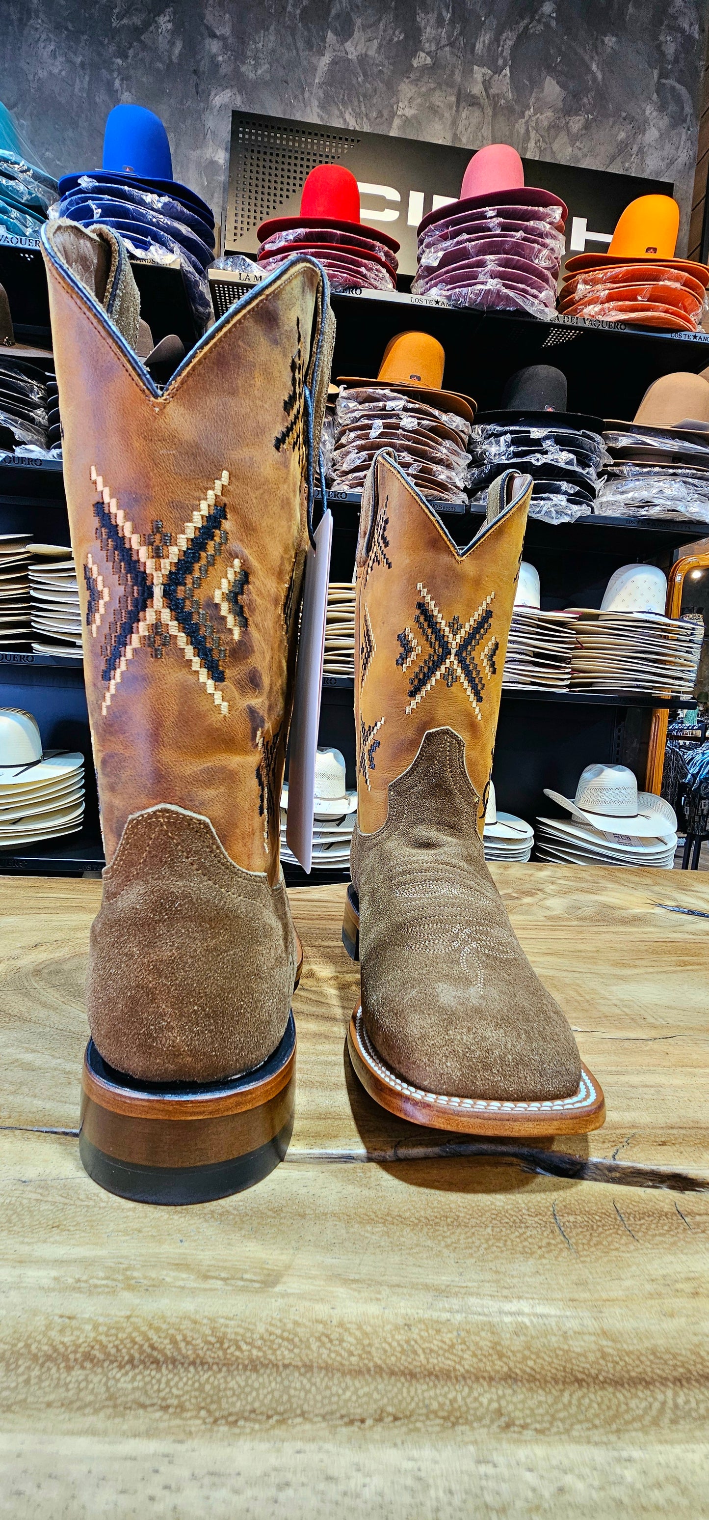 Bota piel nobuck arena THR219