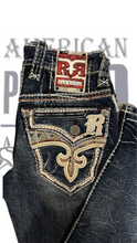 Cargar imagen en el visor de la galería, Pantalón rock revival Kaidan corte recto
