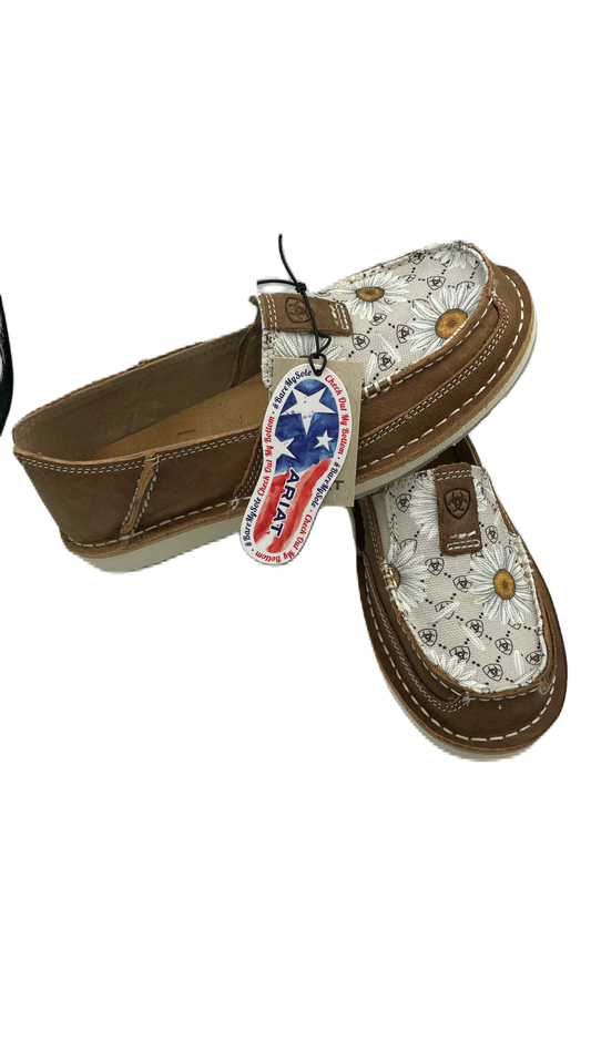 Zapato ariat para dama estampado de flor