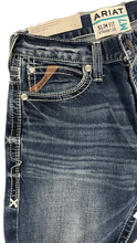 Cargar imagen en el visor de la galería, Pantalón M7 Corte Recto stretch Slim fit

