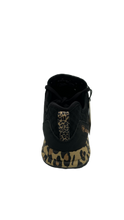 Cargar imagen en el visor de la galería, Tenis negro leopardo para dama marca Ariat
