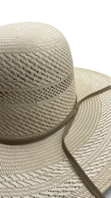 Cargar imagen en el visor de la galería, Sombrero open croow papel de arroz 1
