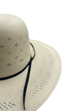 Cargar imagen en el visor de la galería, Sombrero open crown papel de arroz Trébol
