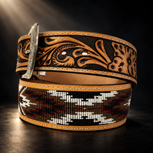 Cargar imagen en el visor de la galería, Cinturon de chaquira American pro bull
