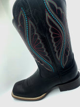 Cargar imagen en el visor de la galería, Bota Vaquera para dama PrimeTime True Black Ariat
