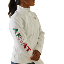 Cargar imagen en el visor de la galería, Chamarra Ariat Dama New Team Softshell México Blanco
