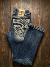 Cargar imagen en el visor de la galería, Pantalón rock revival wilder corte recto rasgado
