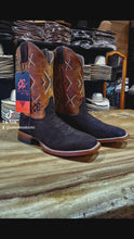 Cargar y reproducir el video en el visor de la galería, Bota nobuck THR220

