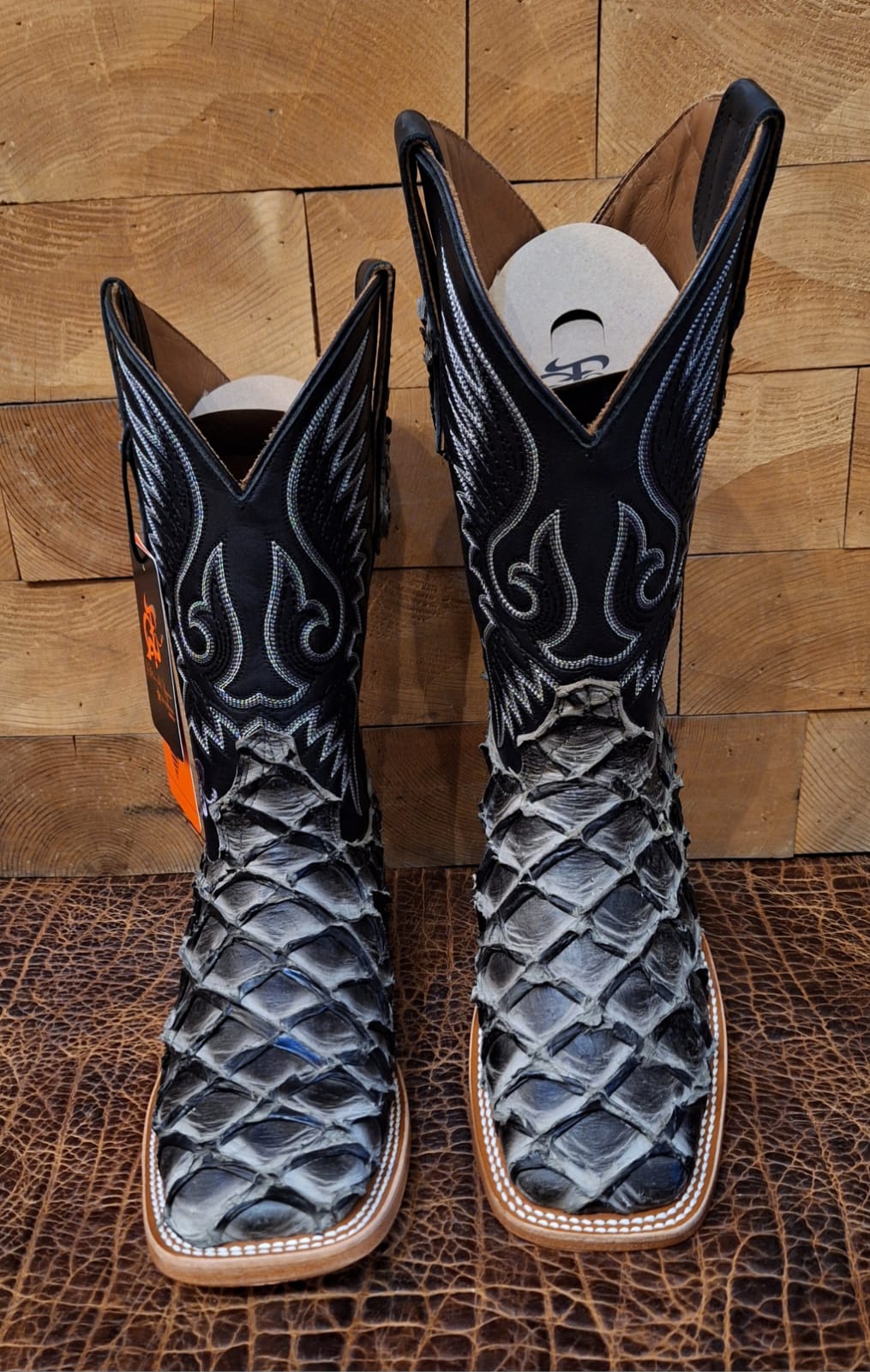 Bota pescado pirarucu [5058] morel matt