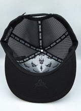 Cargar imagen en el visor de la galería, Gorra (LOST CALF) retro neg,gris
