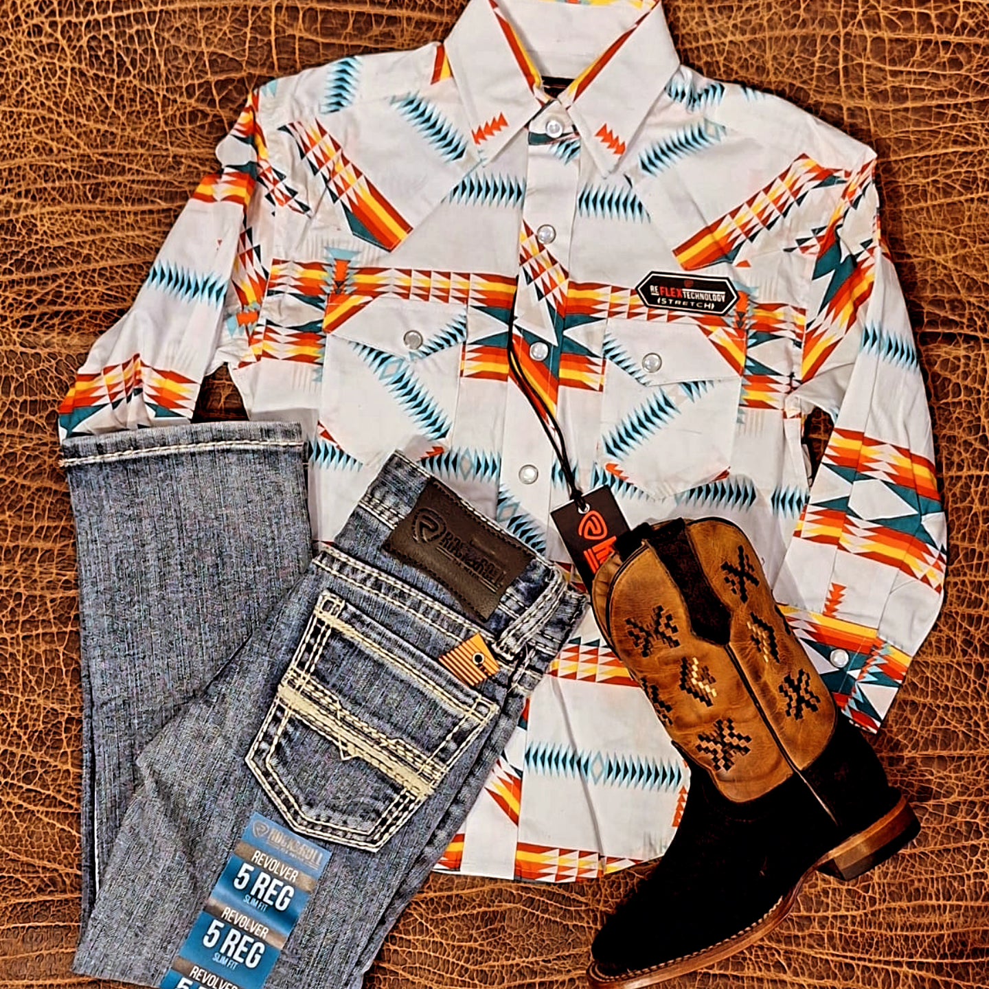 Outfit para niño retro blanco