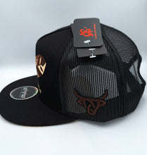 Cargar imagen en el visor de la galería, Gorra (LOST CALFT)pluma cafe
