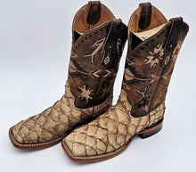 Cargar imagen en el visor de la galería, Bota vaquera de hombre piel pescado [PRO5252]
