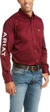 Cargar imagen en el visor de la galería, Camisa Vaquera TWILL FTD LS Color Vino
